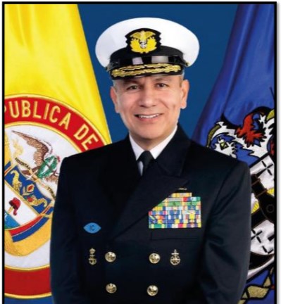 Foto del Vicealmirante Camilo Ernesto Segovia Forero